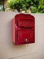 Posty - Red Vintage Mailbox